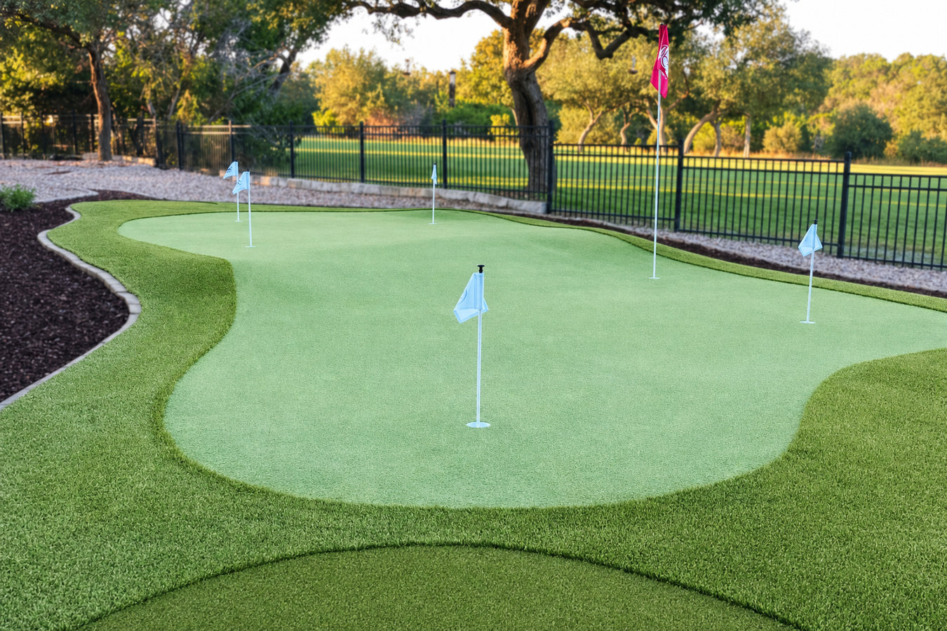 Putting green turf